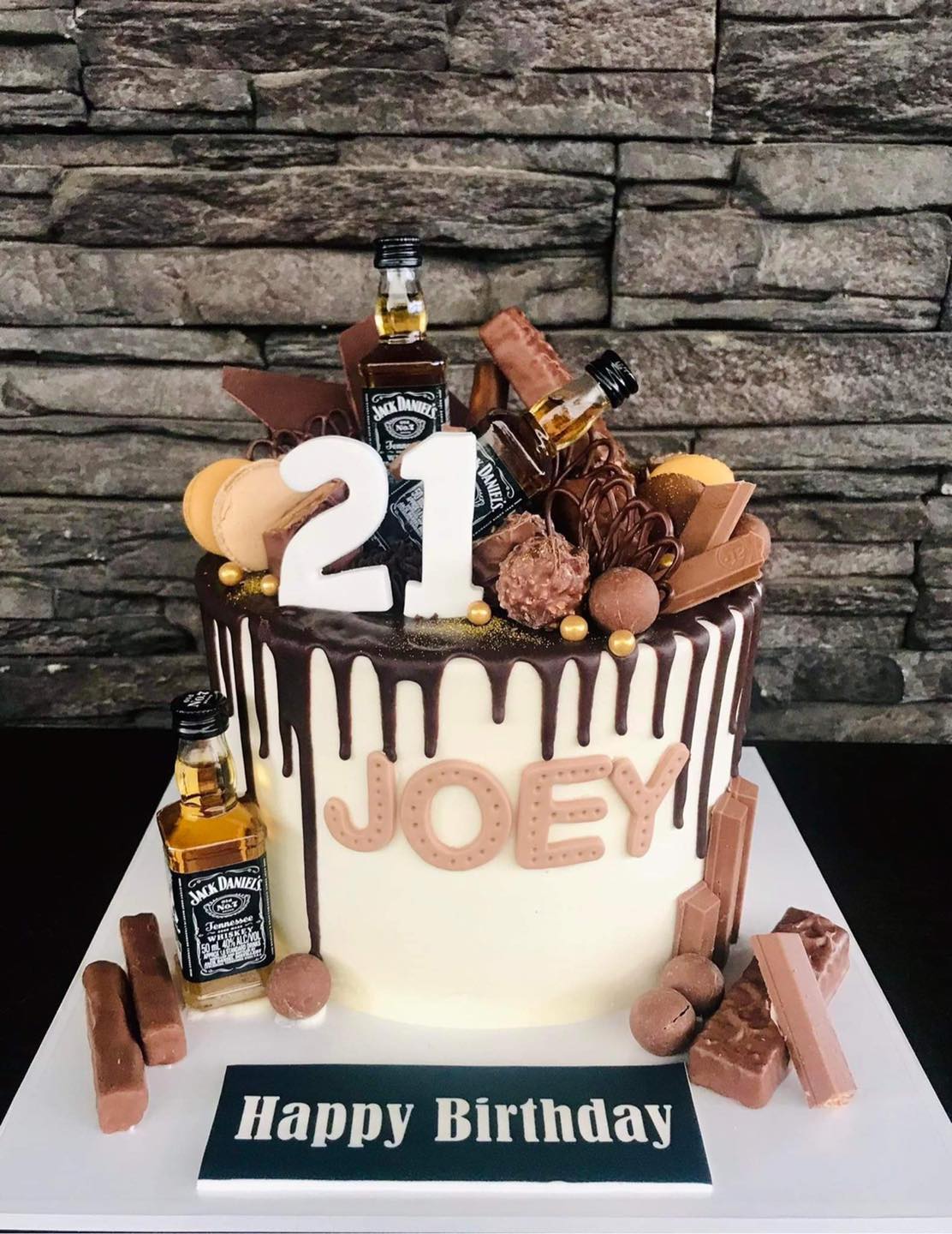Sugar Cloud Cakes - Cake Designer, Nantwich, Crewe, Cheshire | 30th  Birthday Jack Daniel's Whiskey Cake